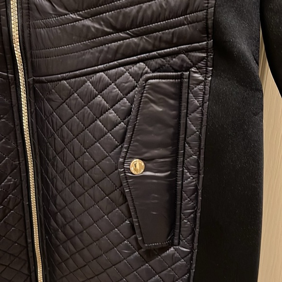 Michael Kors Women's Faux-Fur-Trim Hooded Quilted Coat - Picture 3 of 10